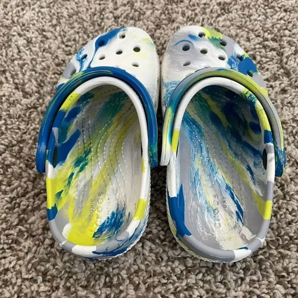 Size 9 / Toddler Boy Marble Crocs Sandals - Picture 4 of 10